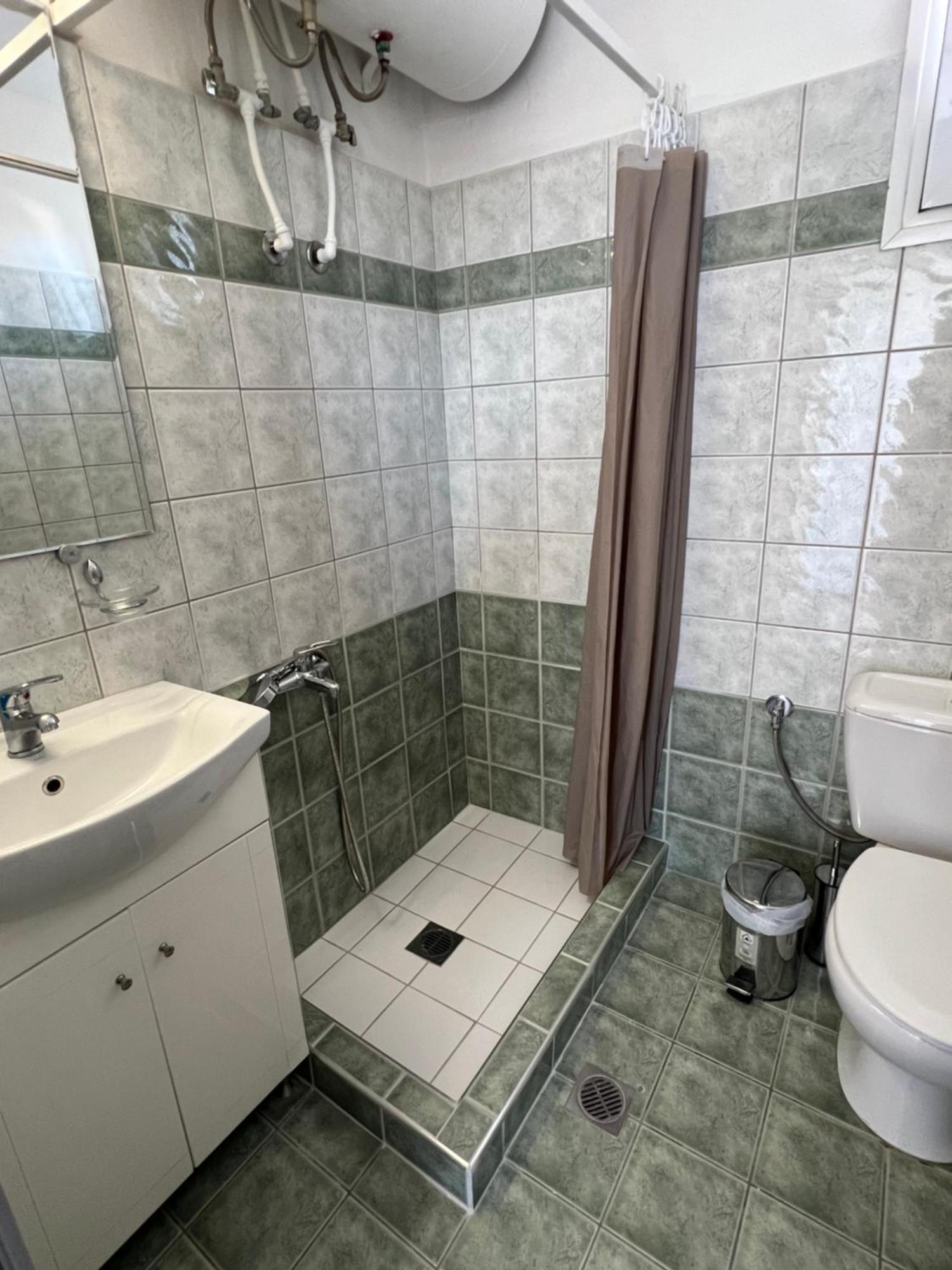 Rooftop Apartment Larissa Ngoại thất bức ảnh